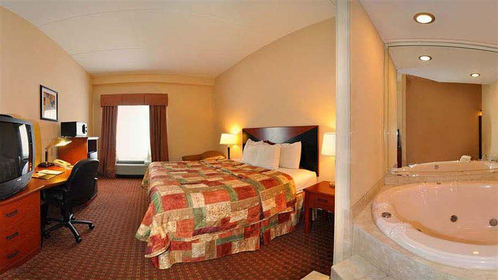 Comfort Inn & Suites Panama City North Exterior photo