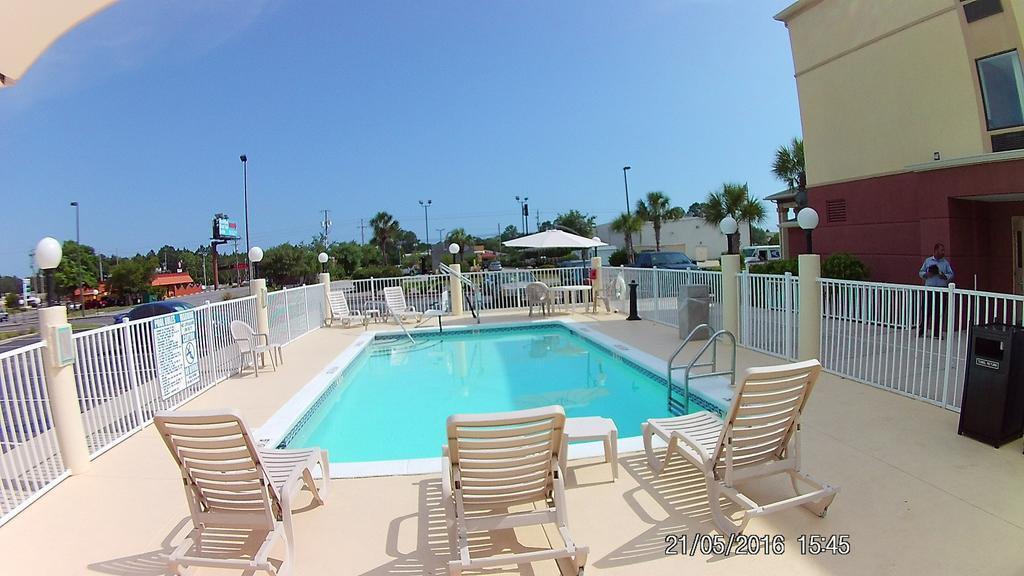 Comfort Inn & Suites Panama City North Exterior photo